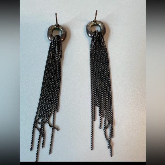 David Yurman Sterling Silver and Diamond Waterfall Earring. - Picture 4 of 6